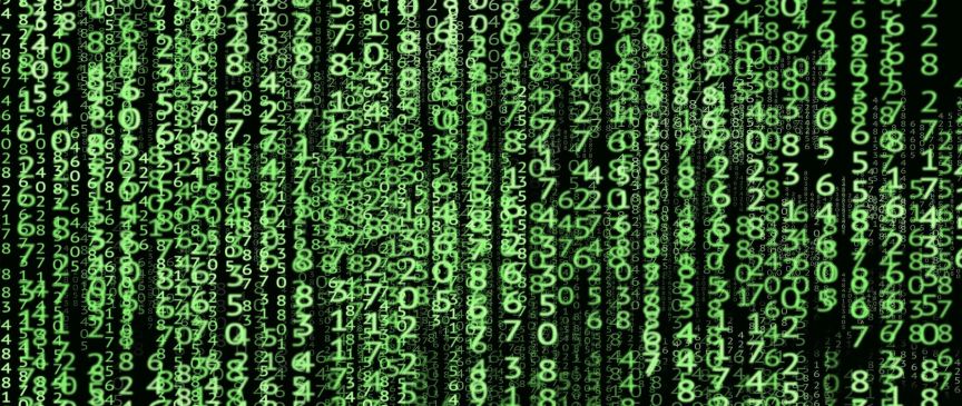 Digitaler Datensatz mit Zahlencode. Grüne Zahlen auf schwarzem Hintergrund.