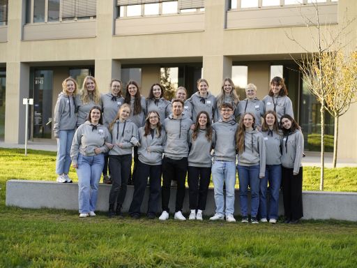 Team vom Mädchen*-und-Technik-Tag