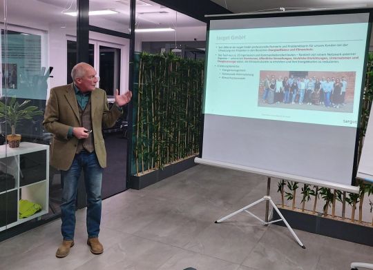 Andreas Steege von der target GmbH stellte das von der NBank betreute Programm vor.