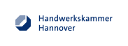 Logo der Handwerkskammer Hannover: blaues Achteck-Symbol mit grauem Element, daneben Schriftzug in Dunkelblau.