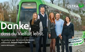 Plakat der Kampagne „Respekt beginnt bei dir“ der ÜSTRA 