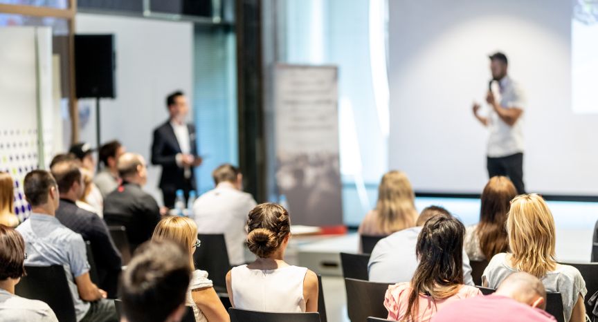 Workshopreihe zur Stärkung unternehmerischer Kompetenzen Workshopreihe zur Stärkung unternehmerischer Kompetenzen