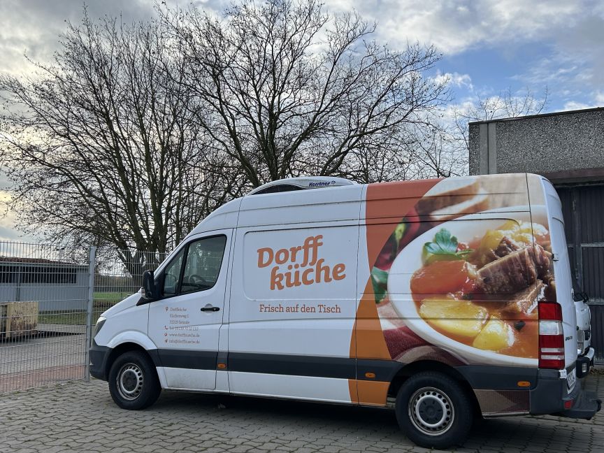 Lieferwagen der Dorff Küche Lieferwagen der Dorff Küche