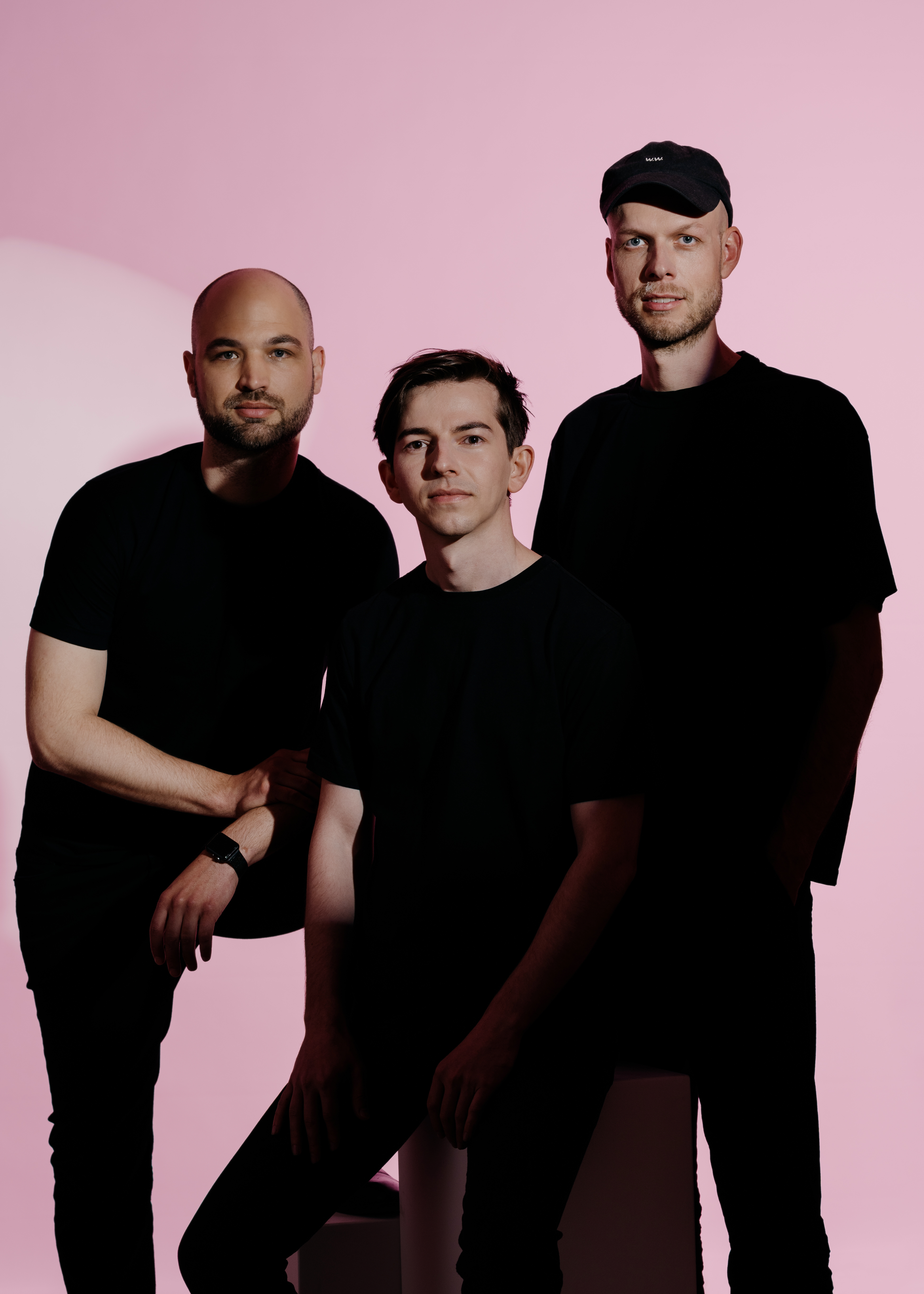 (v.l.): Die coapp-Gründer Jonas Lindemann (CEO), Magomed Arsaev (CTO) und Hardy Seiler (CXO) 